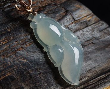 在国外<a href='http://www.keep168.com/art-11708.html' target='_blank'>购买翡翠</a>靠谱吗?是不是质量比较好? 在国外购买翡翠靠谱吗?是不是质量比较好?