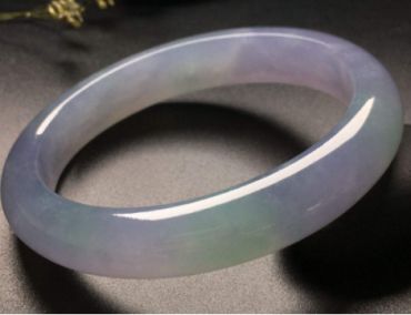 影响翡翠玉镯价格的因素是什么 关键因素是这个