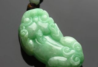怎样挑选优质翡翠貔貅吊坠   翡翠貔貅吊坠价格高吗