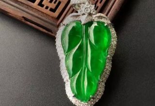 增色翡翠有什么特点特征   如何鉴定识别增色翡翠真伪