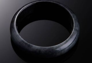 购买翡翠一定要注意这五种颜色    黑色翡翠升值空间大吗
