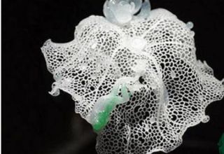 翡翠镂空雕刻的好吗 翡翠镂空雕刻