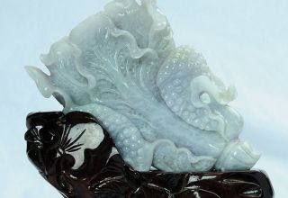 翡翠白菜摆件寓意及选购要点   如何选购心仪的翡翠摆件