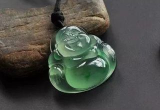 教你几个选购翡翠最实用的小技巧，超实用!