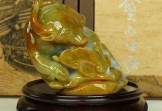 黄色翡翠选购小技巧和方法  黄色翡翠收藏价值分析