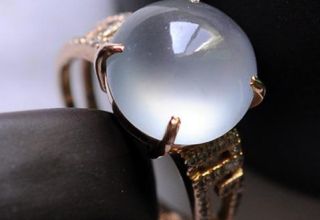 翡翠戒指a货戒面有什么特点   怎样挑选好品质翡翠戒指