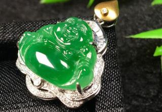 市面上的翡翠玉佛是用什么做的    挑选翡翠玉佛注意辨别真假