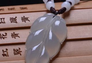 翡翠金枝玉叶的寓意是什么 购买时要注意什么