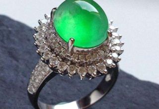 怎么区分判断翡翠是不是A货  翡翠鉴别四大要点