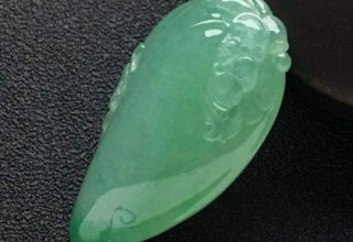 糯冰种翡翠图片欣赏 糯冰种翡翠是什么样的