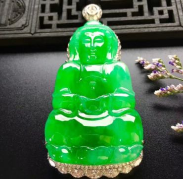 赌石切料技巧  翡翠制品怎么来切达到最大价值