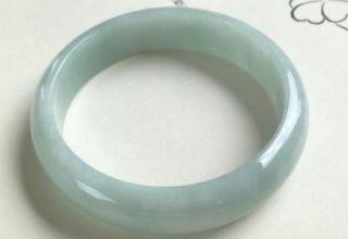 用水泡法真的可以鉴定a货翡翠吗 这种鉴别方法靠谱吗