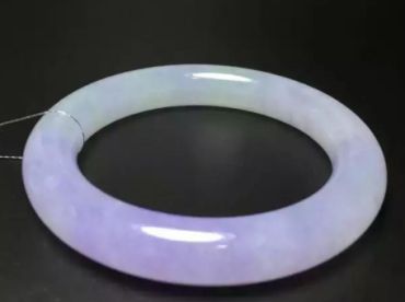 人们爱翡翠的六大理由及翡翠投资