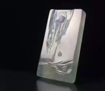 翡翠雕刻薄意雕的“薄”主要体现在哪儿