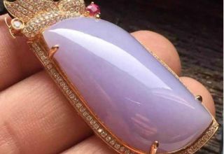 购买翡翠时需要考虑的因素有哪些