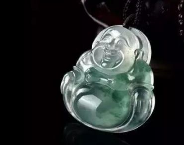 为什么翡翠能成为投资收藏的首选潜力股 因为它有这几个优势