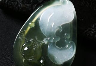 翡翠的俏色巧色分色到底有何不同 你分清楚了吗