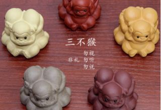 翡翠的人生哲学与古典韵味:翡翠三不猴和龙凤配