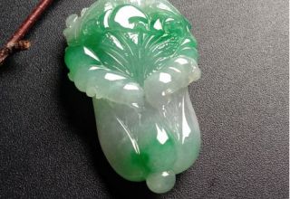 什么人不能佩戴翡翠白菜呢  翡翠白菜佩戴禁忌