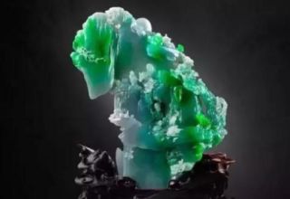 翡翠收藏 ，翡翠雕工的好坏也很关键