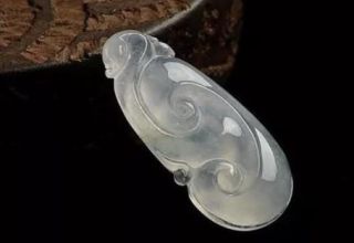 不同颜色翡翠所蕴含的独特意义是什么