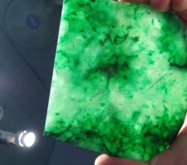怎么看翡翠的“工” 翡翠的工怎样才算好工