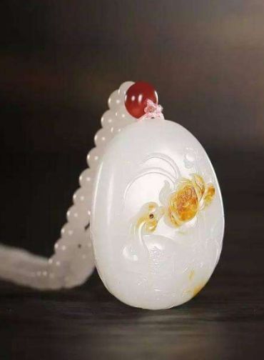 如何评判和田玉的价值？润度是评价和田玉价值最重要的指标！