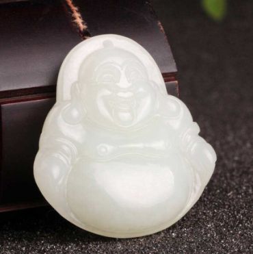 和田玉佛有什么寓意？和田玉佛应该怎么挑选？