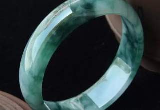 细糯翡翠有什么特点特征  细糯翡翠价格一般是多少