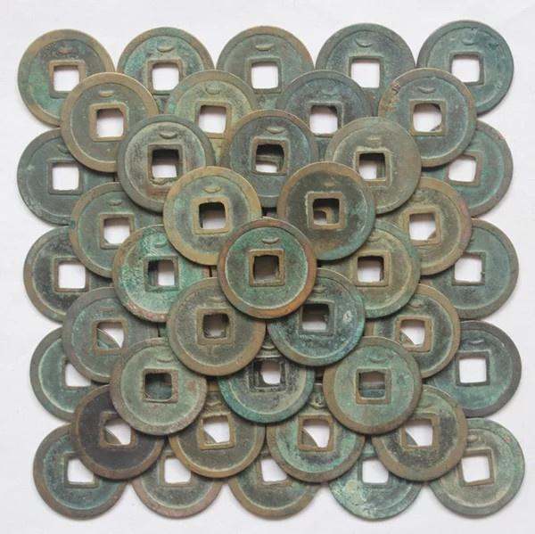 开元通宝版别介绍 开元通宝背上月价格是多少？