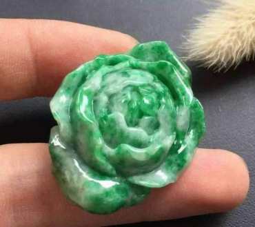 翡翠怎么区分好坏  翡翠购买注意事项有哪些