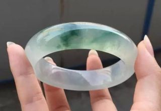 翡翠真假怎么看 你会看了吗