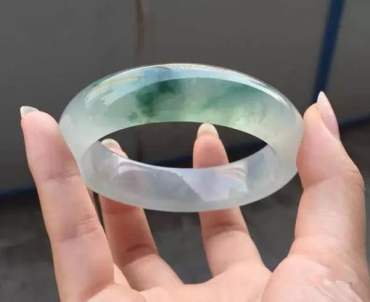 翡翠手镯有小裂纹怎么办  翡翠手镯小裂纹正确处理方法