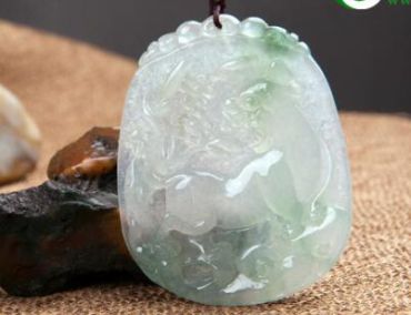 男女都可以佩戴翡翠虎牌吗     翡翠虎牌有什么寓意吗