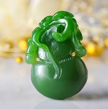 和田玉碧玉葫芦挂件都有哪些寓意？和田玉碧玉葫芦的功效是什么？