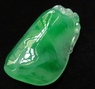 怎么辨认上色的翡翠 四个方法技巧 怎么辨认上色的翡翠 四个方法技巧