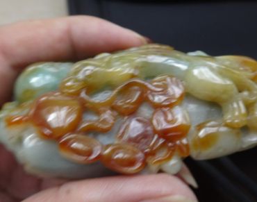 翡翠象头手把件有什么样的寓意 来源于什么传说