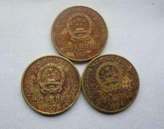梅花伍角硬幣價(jià)格表  梅花伍角硬幣投資風(fēng)險(xiǎn)分析