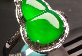 玉髓跟翡翠的区别 玉髓和翡翠你分清了吗