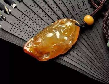 翡翠颜色的寓意 翡翠的不同颜色代表什么寓意