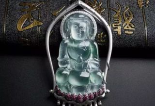 选购翡翠 新手选购翡翠关键看四点