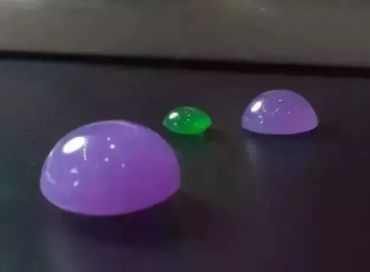 紫罗兰色翡翠 什么样的紫罗兰翡翠价值最高