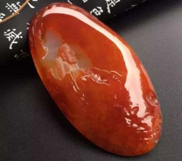 红翡翠与南红玛瑙的区别 南红玛瑙和红翡翠