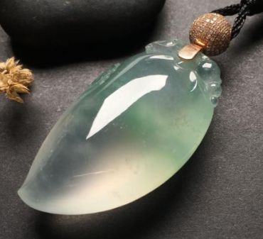 老坑玻璃种翡翠价格 老坑玻璃种翡翠价格高吗