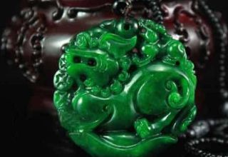 翡翠干青是什么 翡翠干青值不值钱