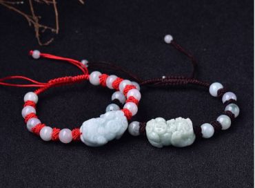 翡翠适合什么人戴 佩翡翠有什么寓意