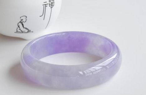 紫色翡翠手镯 紫色翡翠手镯价格表