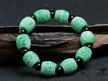 干青翡翠保养 干青翡翠保养有哪些禁忌 干青翡翠保养 干青翡翠保养有哪些禁忌