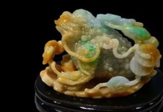 怎么鉴定翡翠的价值 辨别翡翠的价值