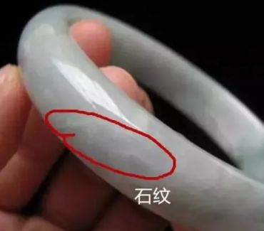 怎样选翡翠手镯 挑选翡翠手镯入门技巧 怎样选翡翠手镯 挑选翡翠手镯入门技巧